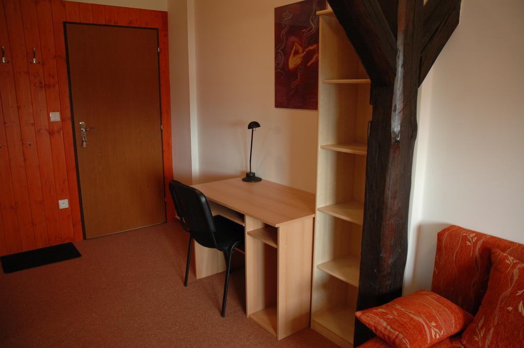 Privat Novac Apartment Nove Mesto nad Metuji Room photo
